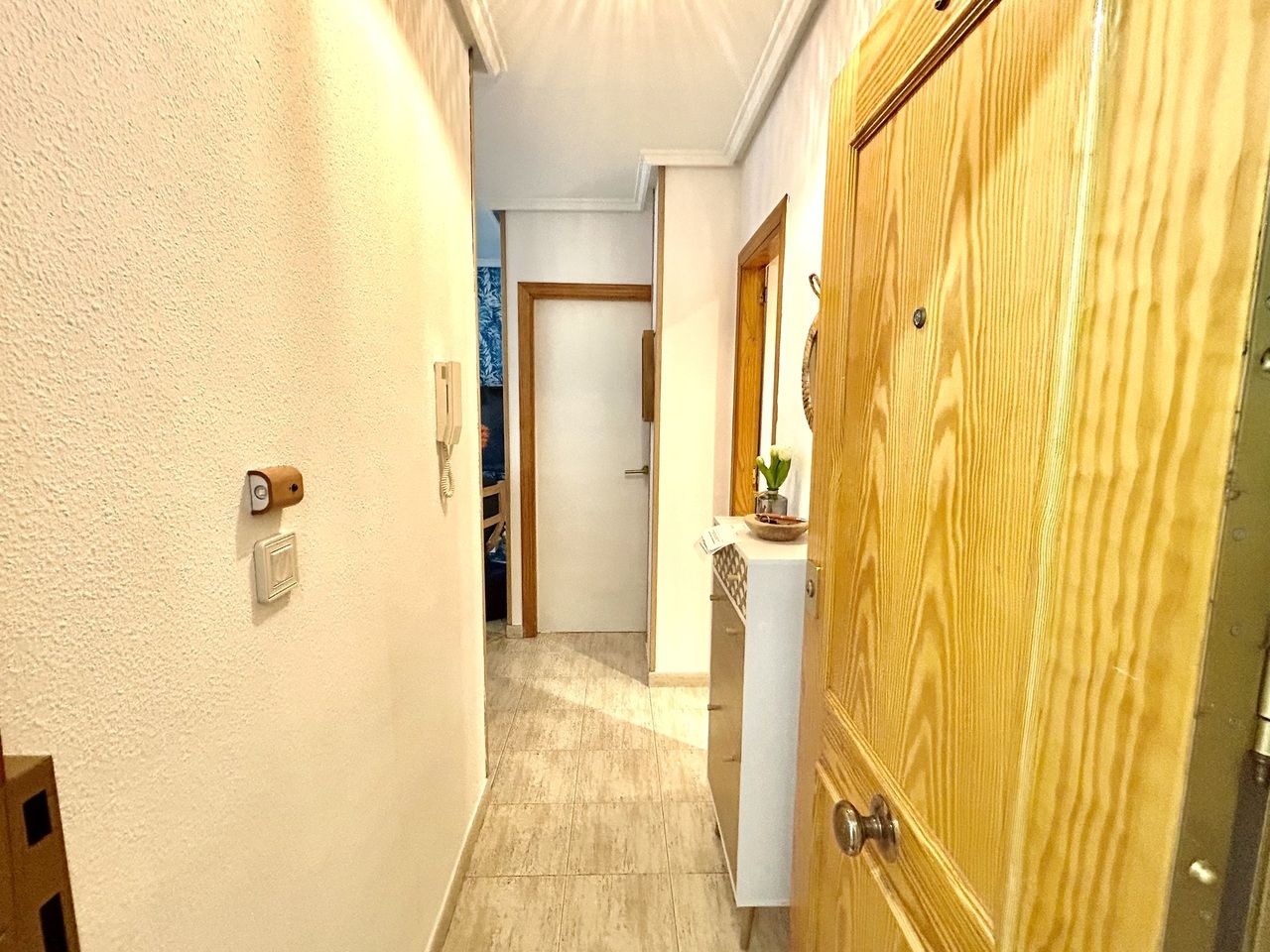 2-Bedroom Apartment in Centro, Torrevieja - Image 27