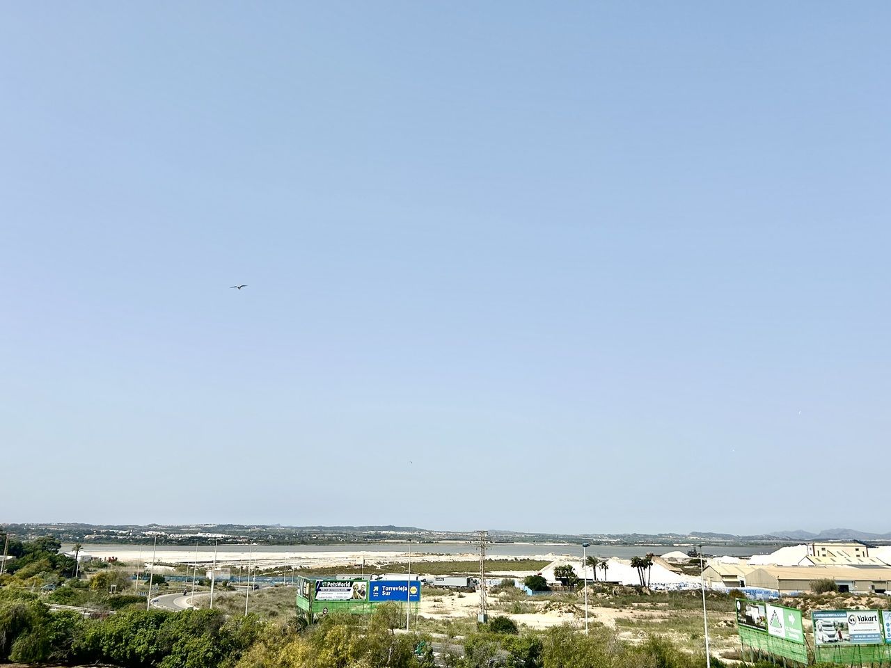 2-Bedroom Apartment in Centro, Torrevieja - Image 30