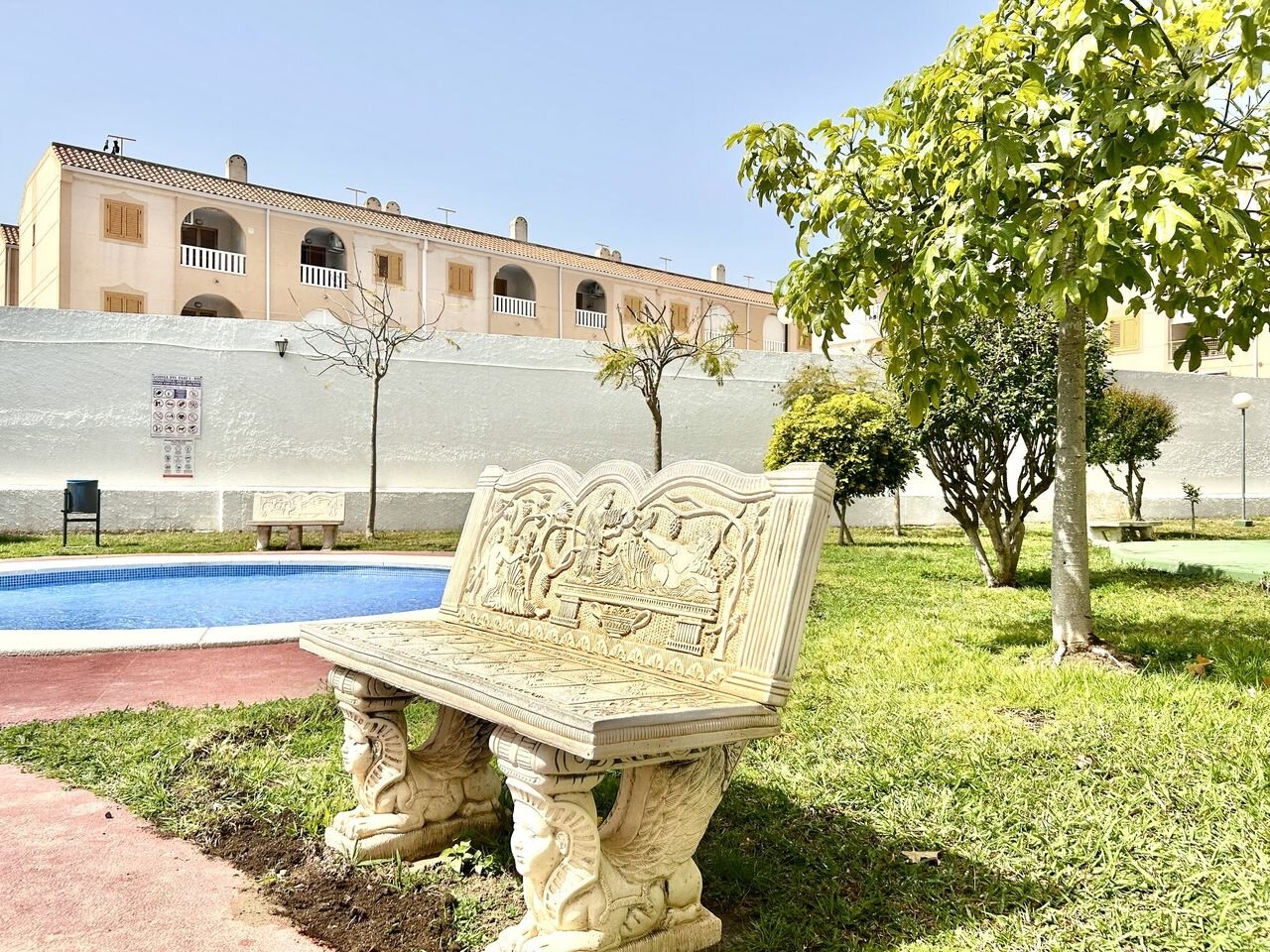 2-Bedroom Apartment in Centro, Torrevieja - Image 38