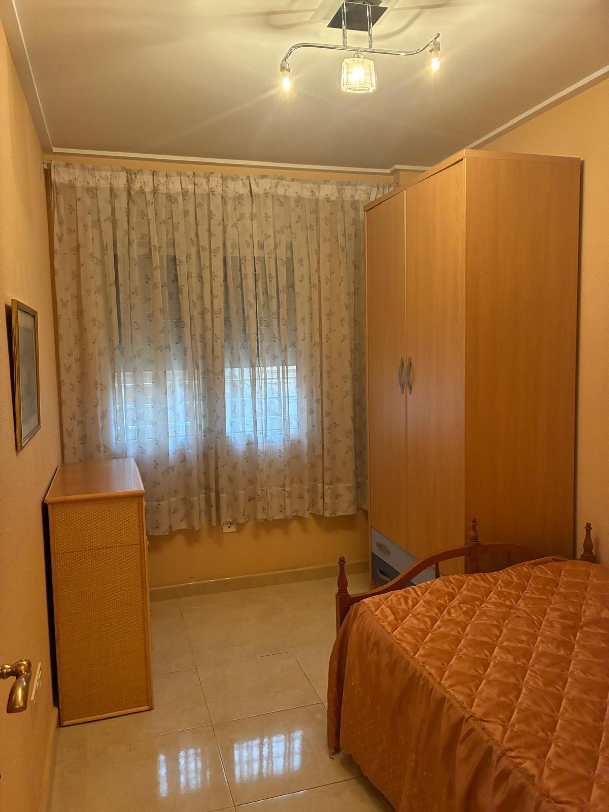 3-Bedroom House in Pueblo 3, Algorfa - Image 12