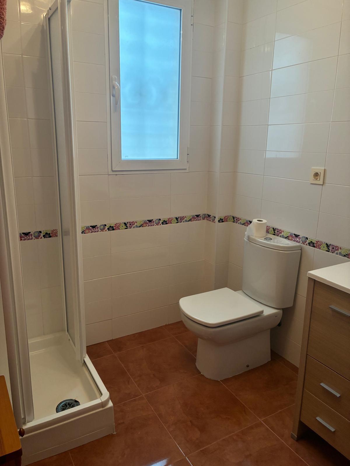 3-Bedroom House in Pueblo 3, Algorfa - Image 16