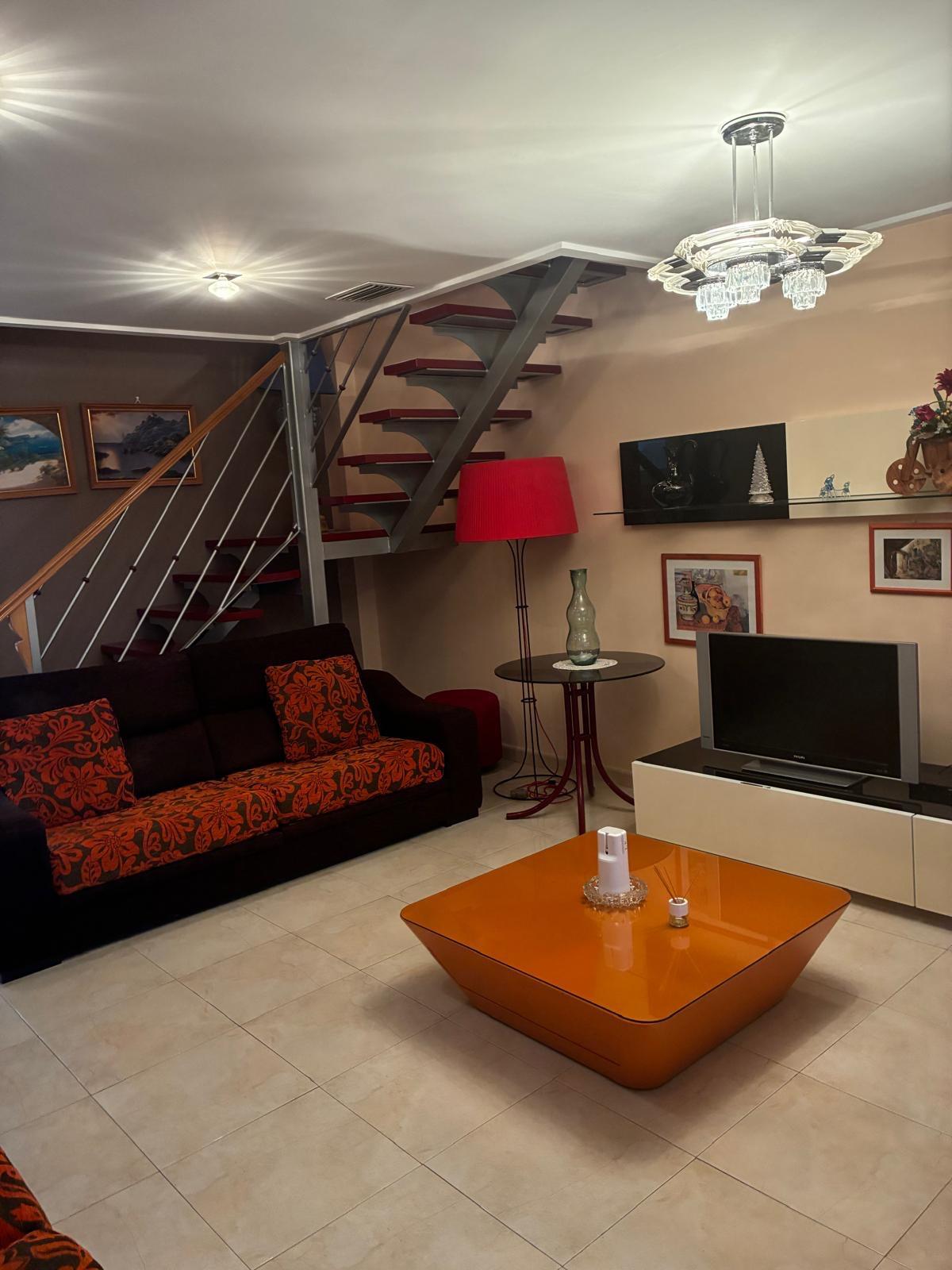 3-Bedroom House in Pueblo 3, Algorfa - Image 3