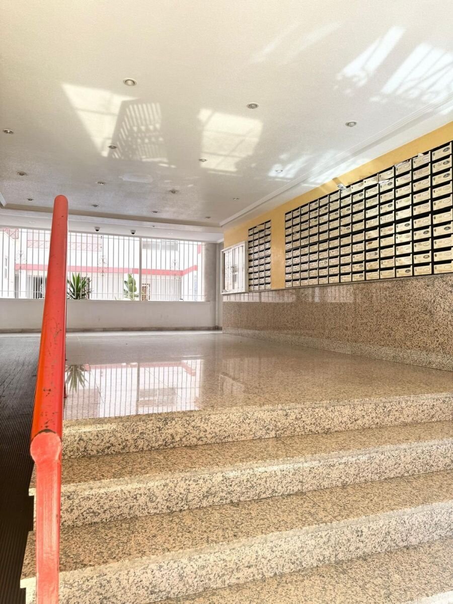 2-Bedroom Apartment in Centro, Torrevieja - Image 23