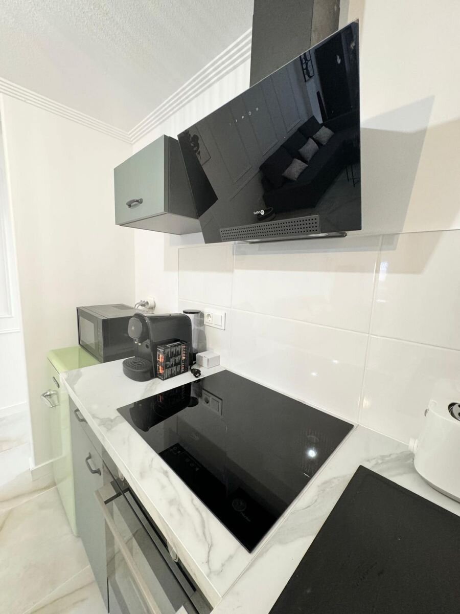 2-Bedroom Apartment in Centro, Torrevieja - Image 5