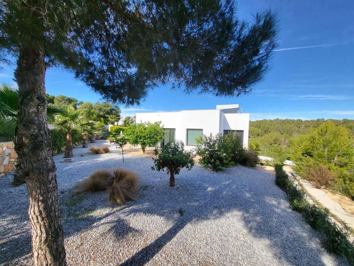 5-Bedroom Villa in Las Colinas Golf, Orihuela - Image 41