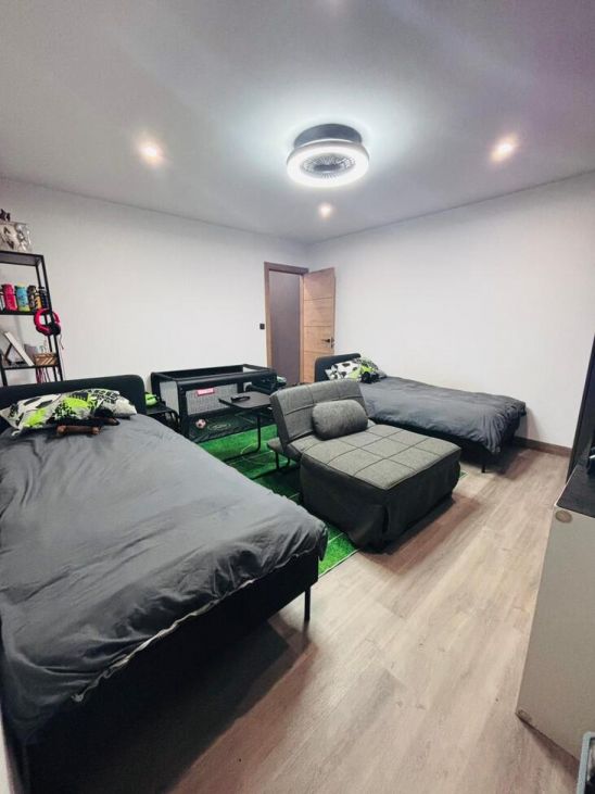 4-Bedroom House in San Miguel de Salinas - Image 25