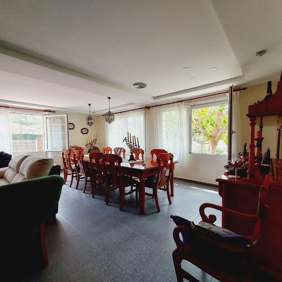 7-Bedroom Villa in Lomas de Cabo Roig, Orihuela Costa - Image 11