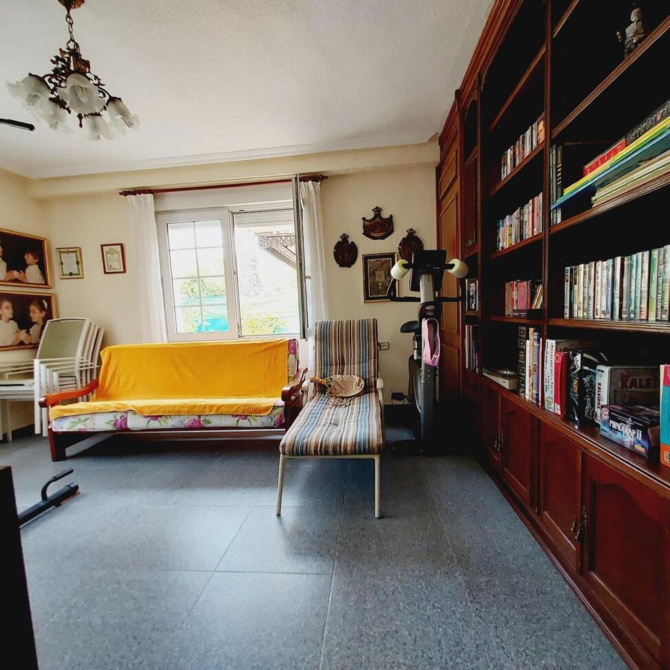 7-Bedroom Villa in Lomas de Cabo Roig, Orihuela Costa - Image 22