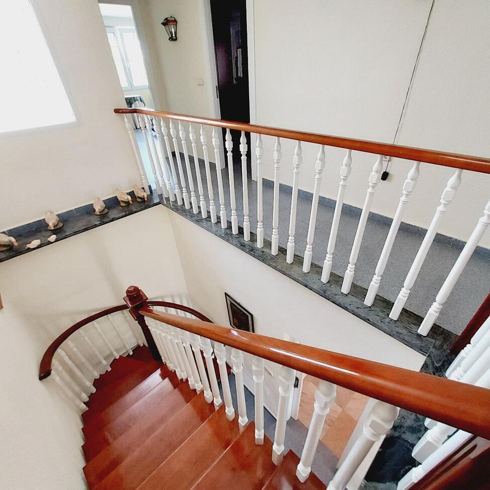 7-Bedroom Villa in Lomas de Cabo Roig, Orihuela Costa - Image 46