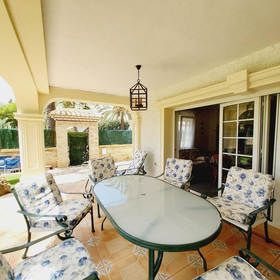 7-Bedroom Villa in Lomas de Cabo Roig, Orihuela Costa - Image 8