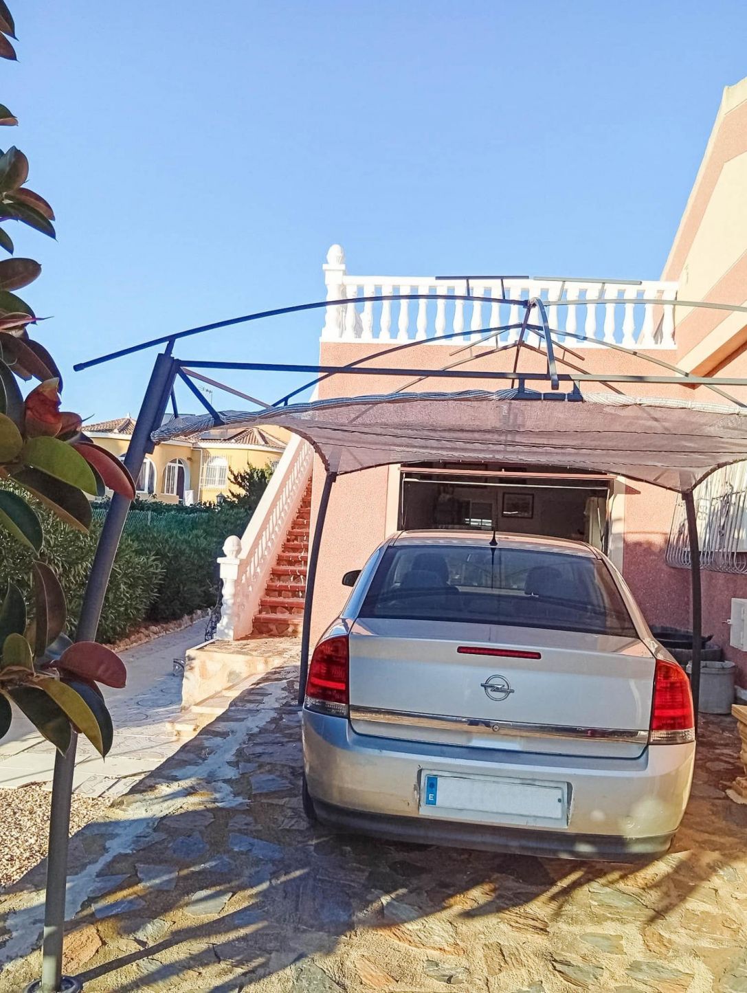 4-Bedroom Villa in Torrevieja - Image 31