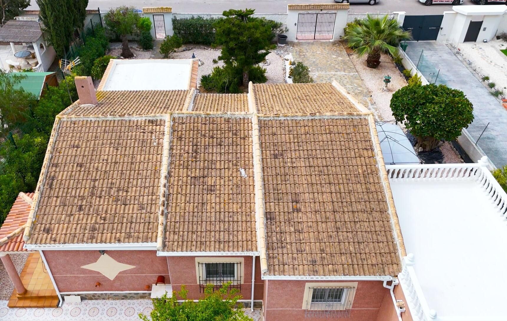 4-Bedroom Villa in Torrevieja - Image 37