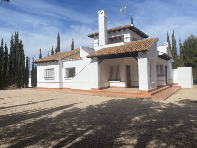 3-Bedroom Detached House in Fuente Alamo - Image 25