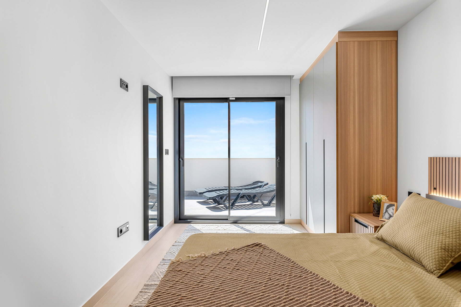 2-Bedroom Ground Floor Apartment in Guardamar del Segura - Image 5