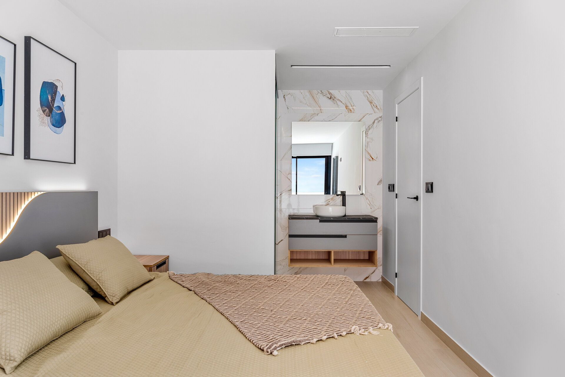 2-Bedroom Ground Floor Apartment in Guardamar del Segura - Image 6