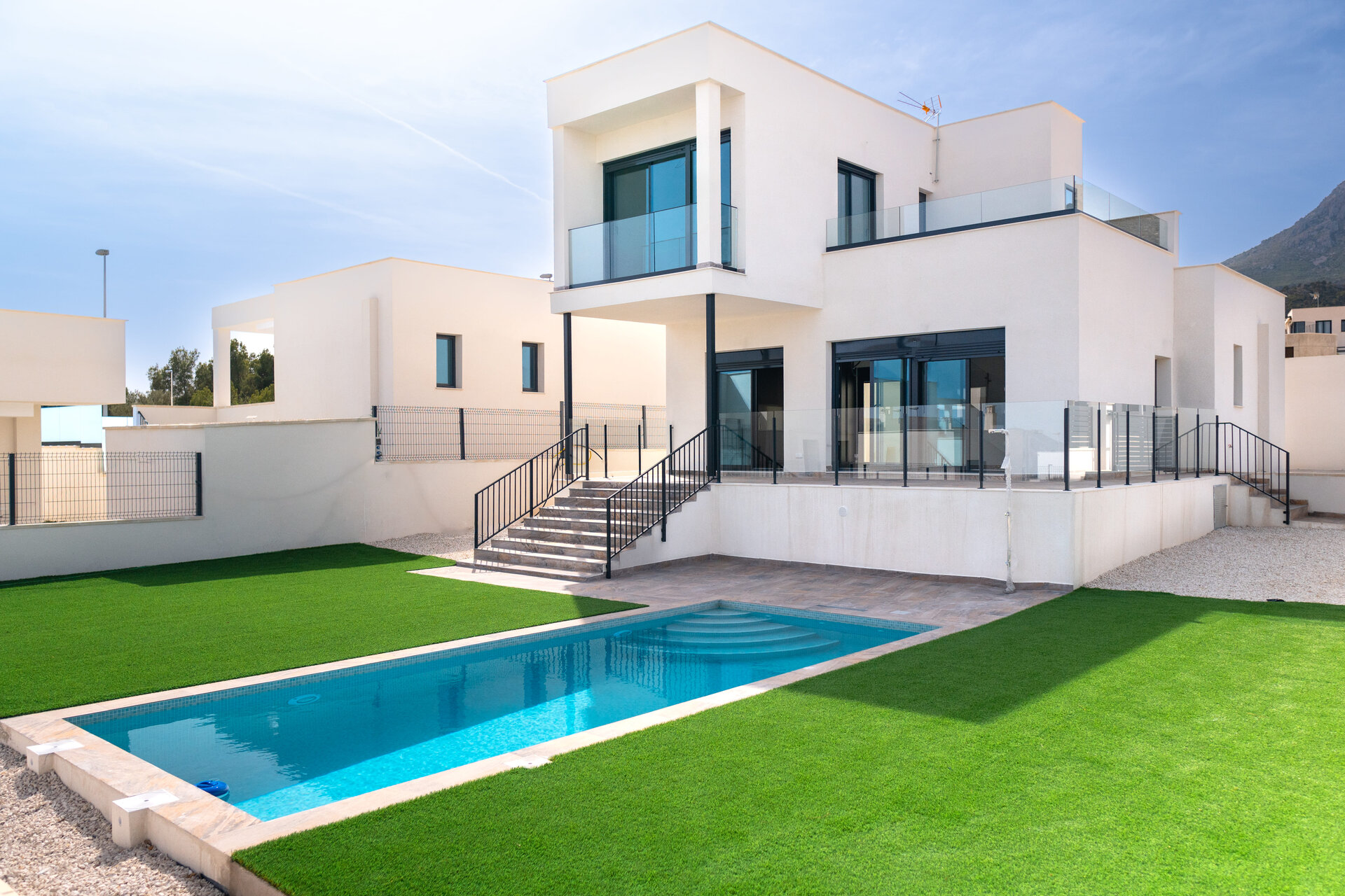 3-Bedroom Detached House in Polop - Image 1