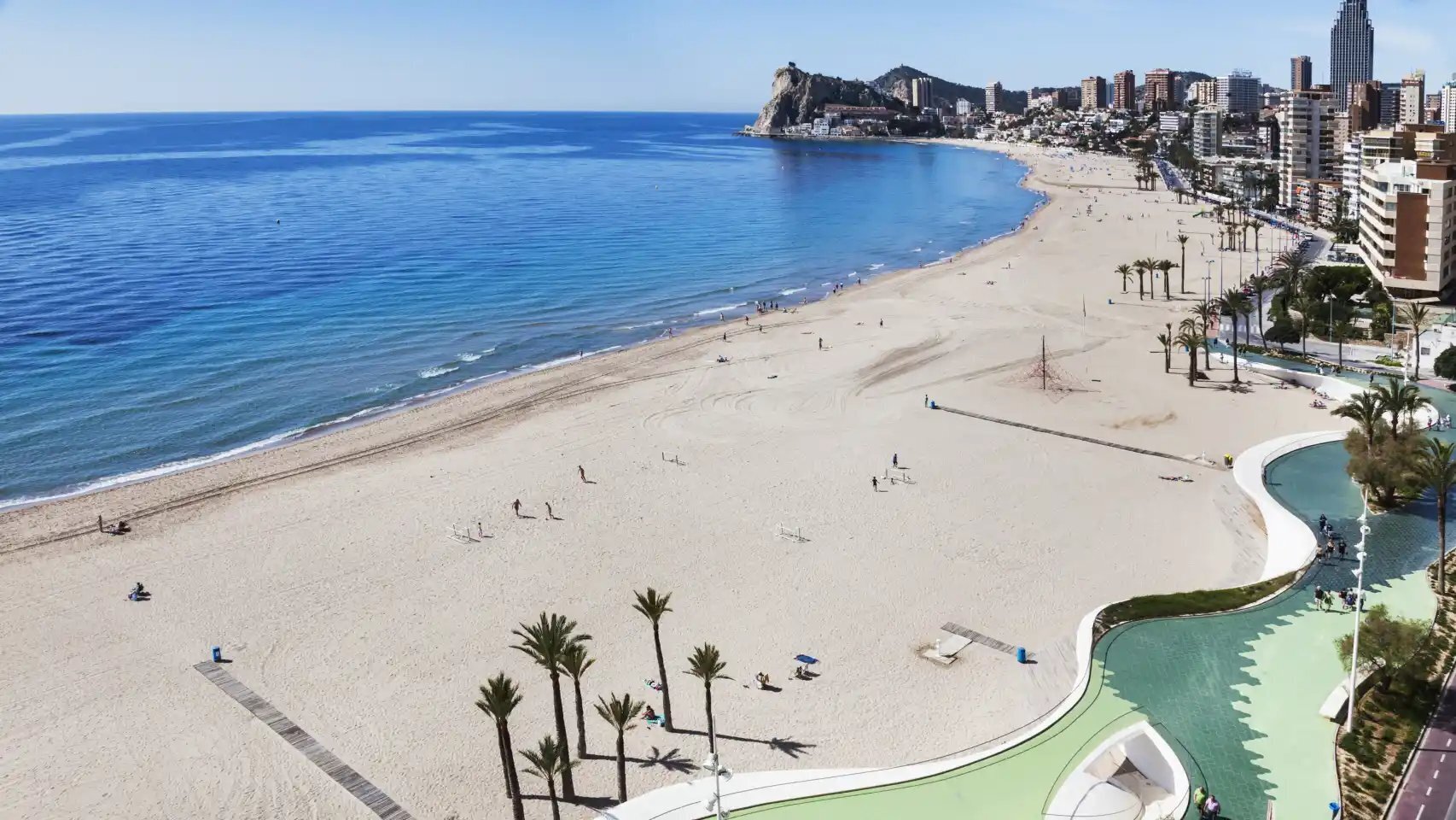 2-Bedroom Apartment in Benidorm - Image 6