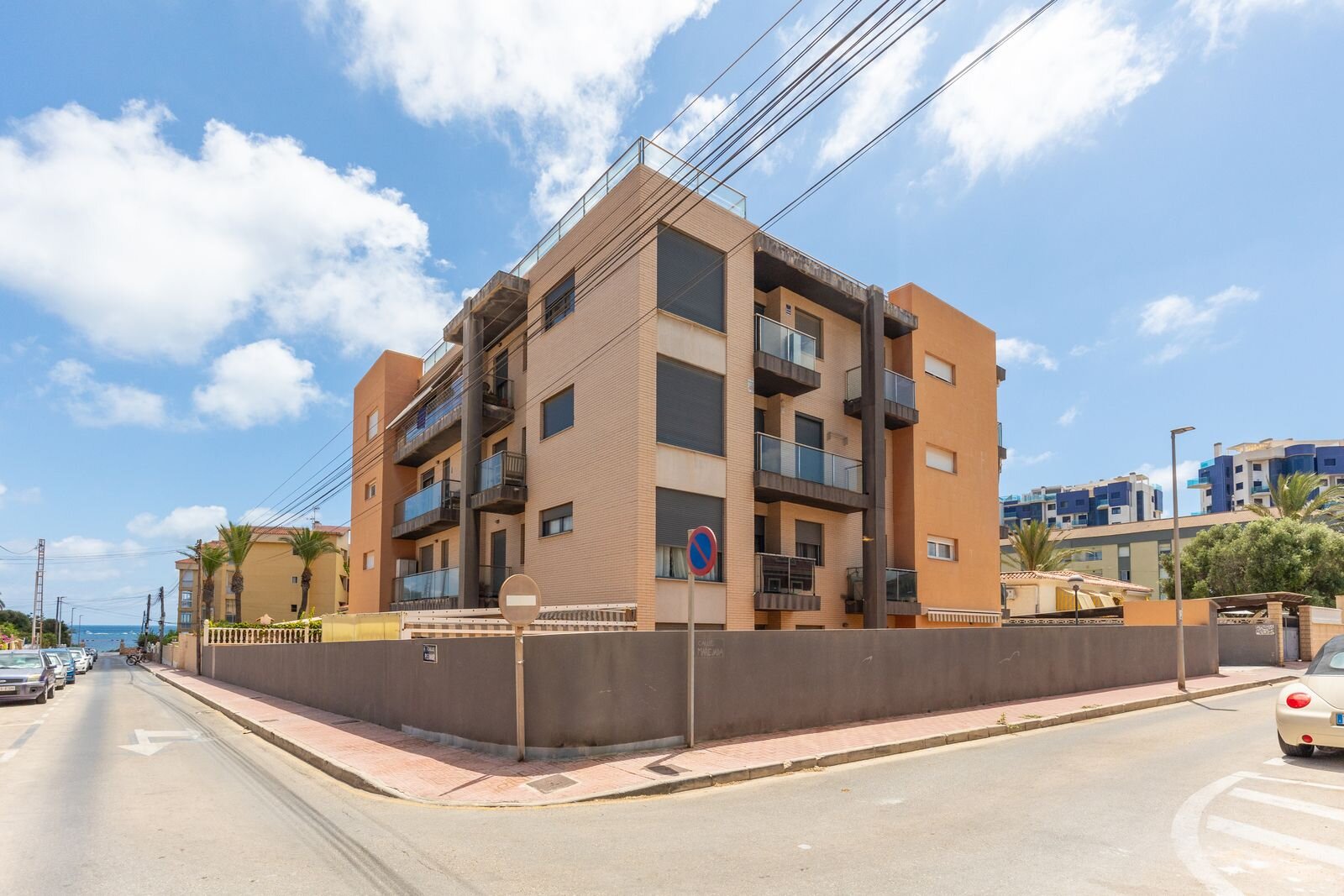 1-Bedroom Apartment in Punta Prima, Torrevieja - Image 24