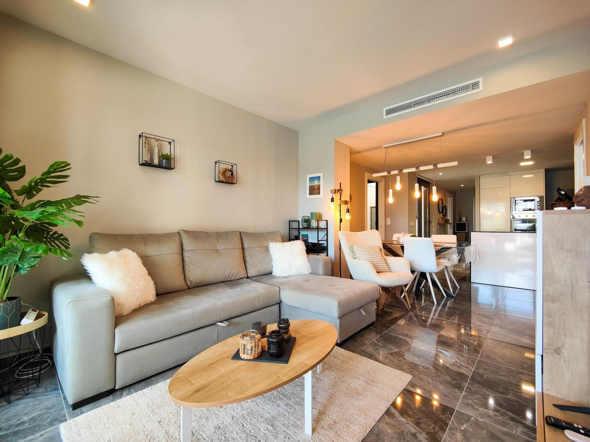 2-Bedroom Apartment in Pau 8, Orihuela Costa - Image 10