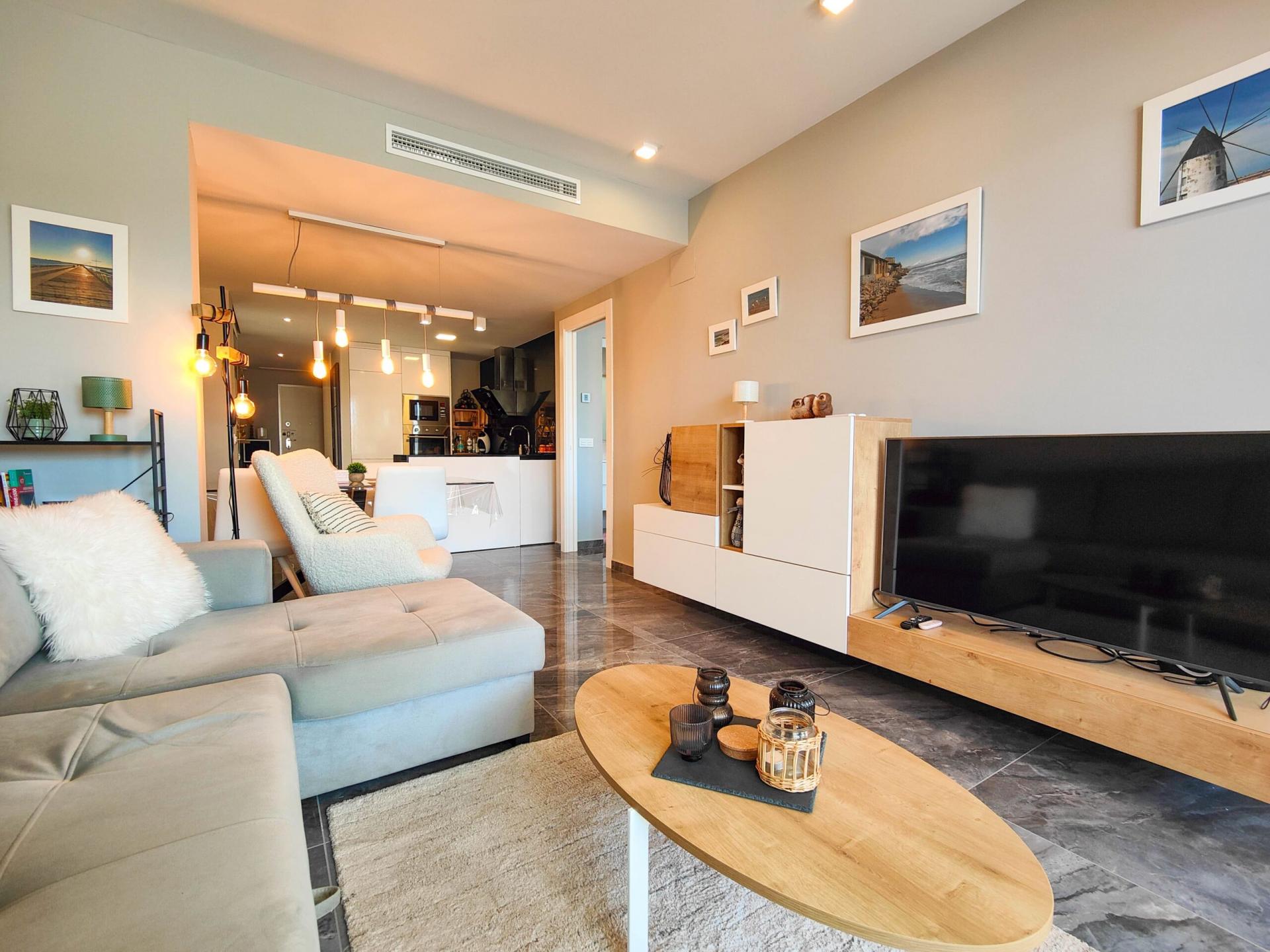 2-Bedroom Apartment in Pau 8, Orihuela Costa - Image 12