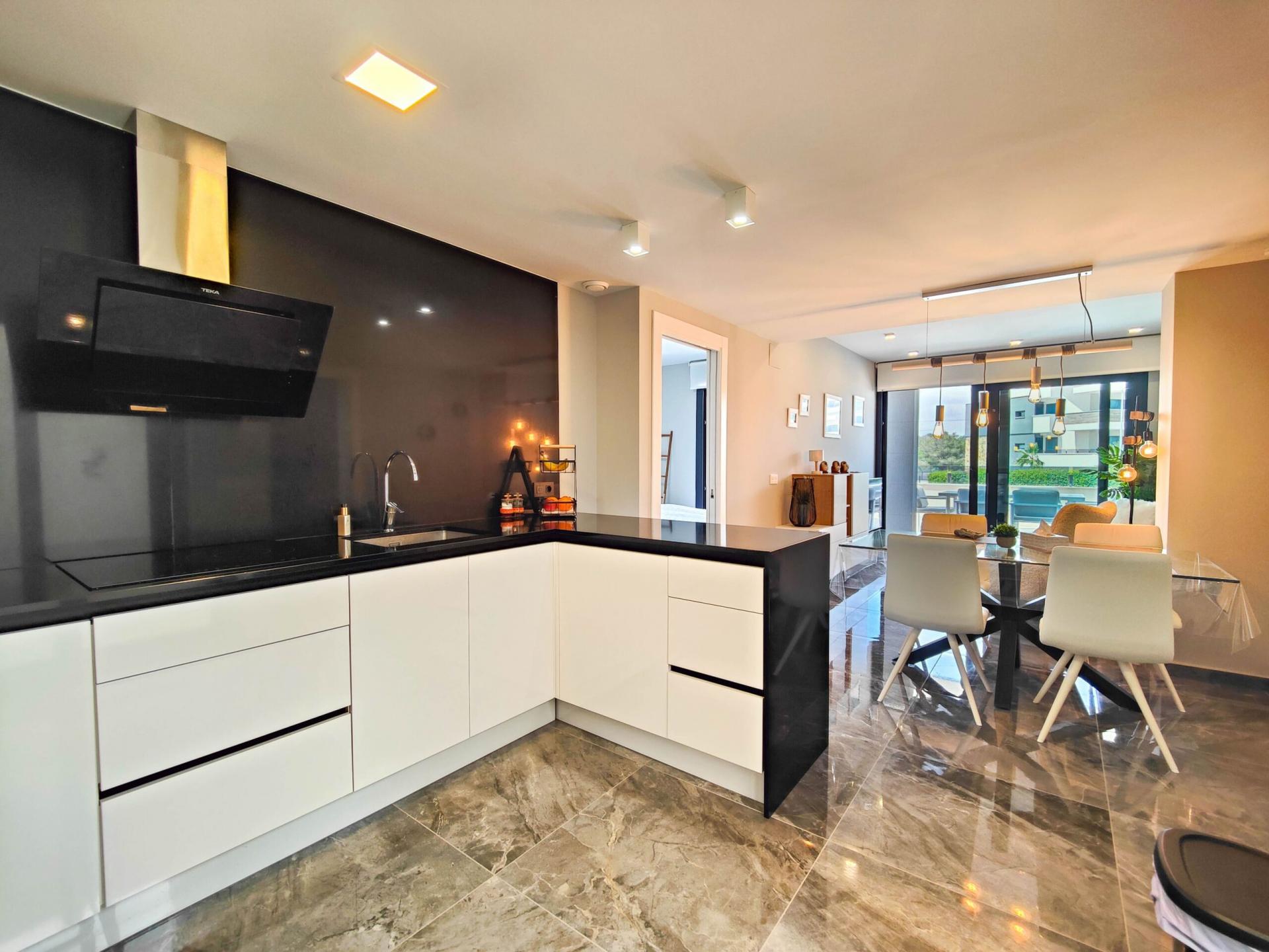 2-Bedroom Apartment in Pau 8, Orihuela Costa - Image 17