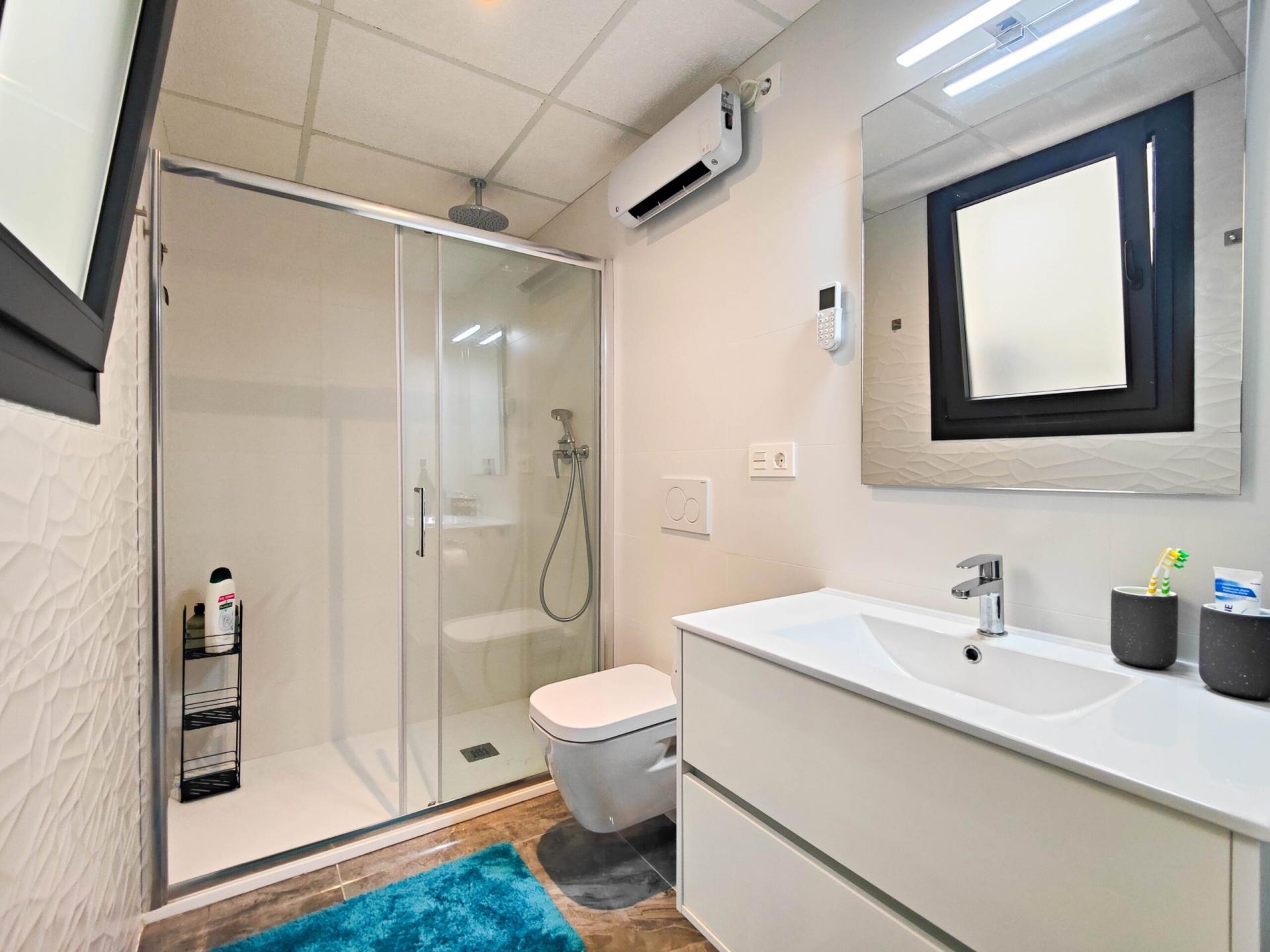 2-Bedroom Apartment in Pau 8, Orihuela Costa - Image 29