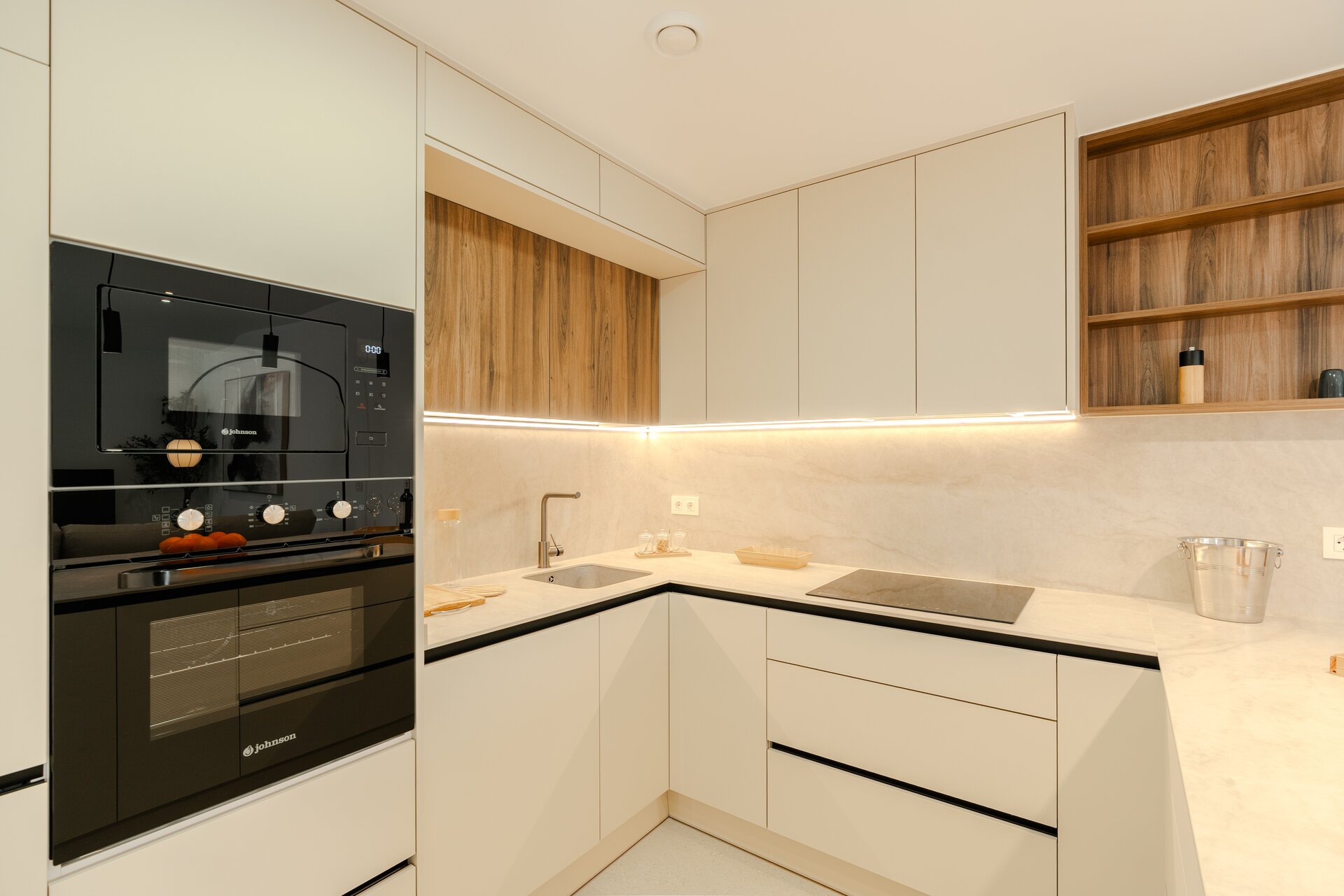 3-Bedroom Townhouse in Los Alcázares - Image 13