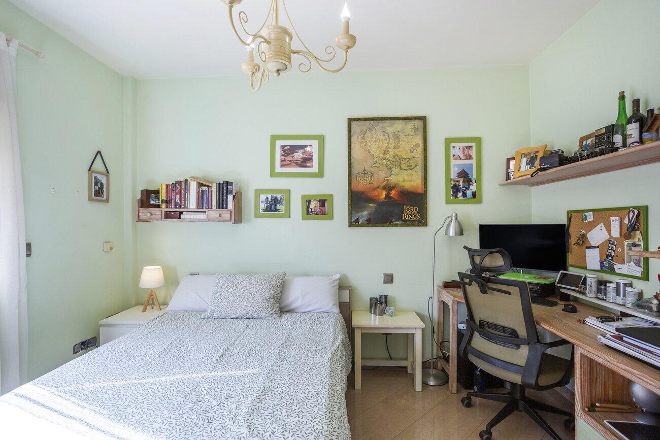 5-Bedroom Villa in Centro, Torrevieja - Image 32