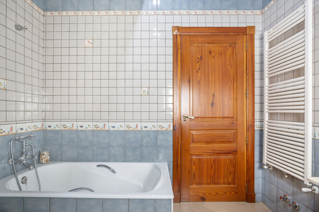 5-Bedroom Villa in Centro, Torrevieja - Image 36