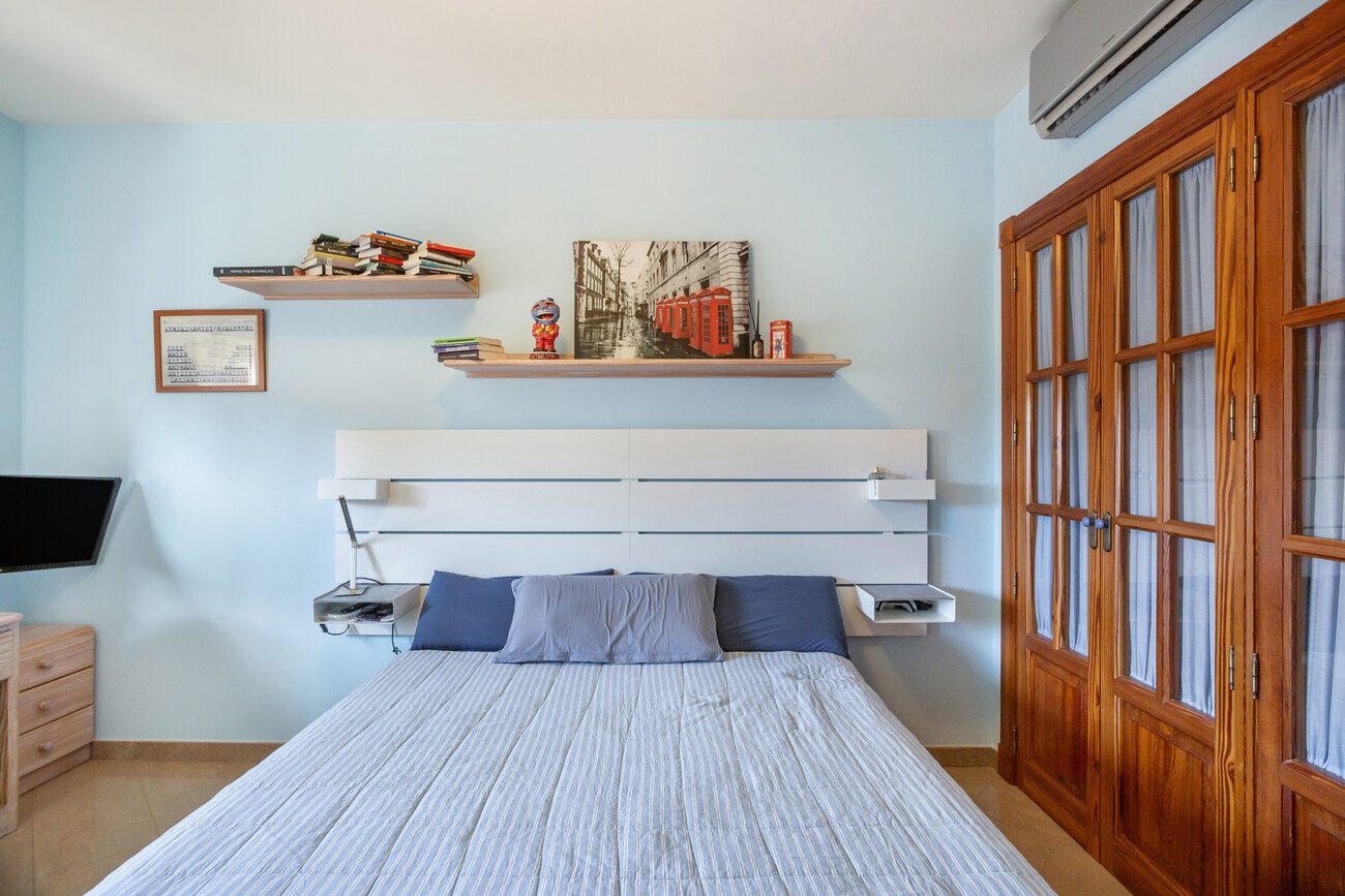 5-Bedroom Villa in Centro, Torrevieja - Image 38