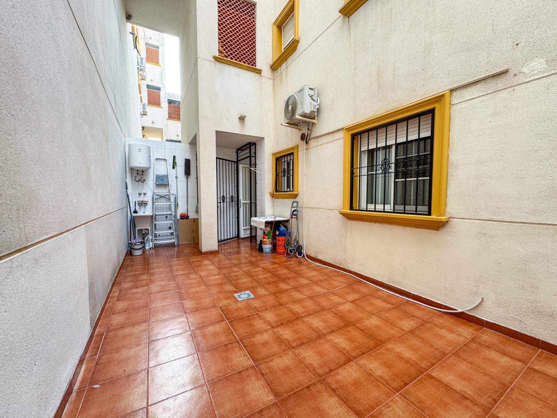 2-Bedroom Ground Floor Apartment in Orihuela Costa - Image 16