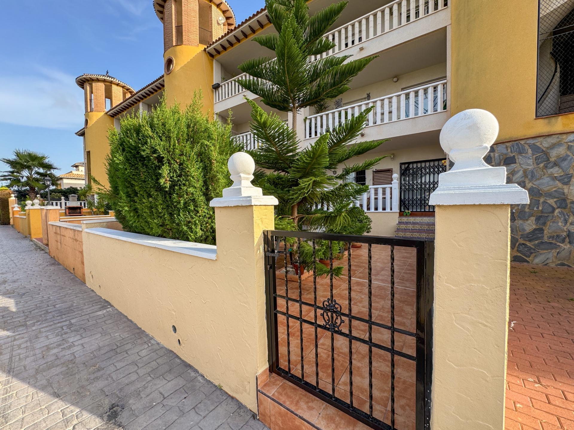 2-Bedroom Ground Floor Apartment in Orihuela Costa - Image 22