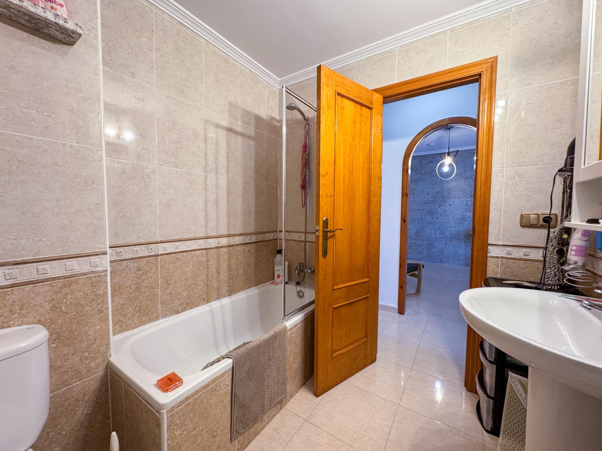 2-Bedroom Ground Floor Apartment in Orihuela Costa - Image 9