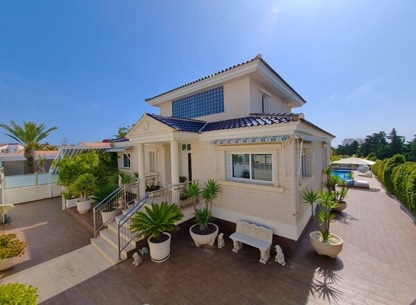 5 magamistuba - Villa - La Mata Torrevieja