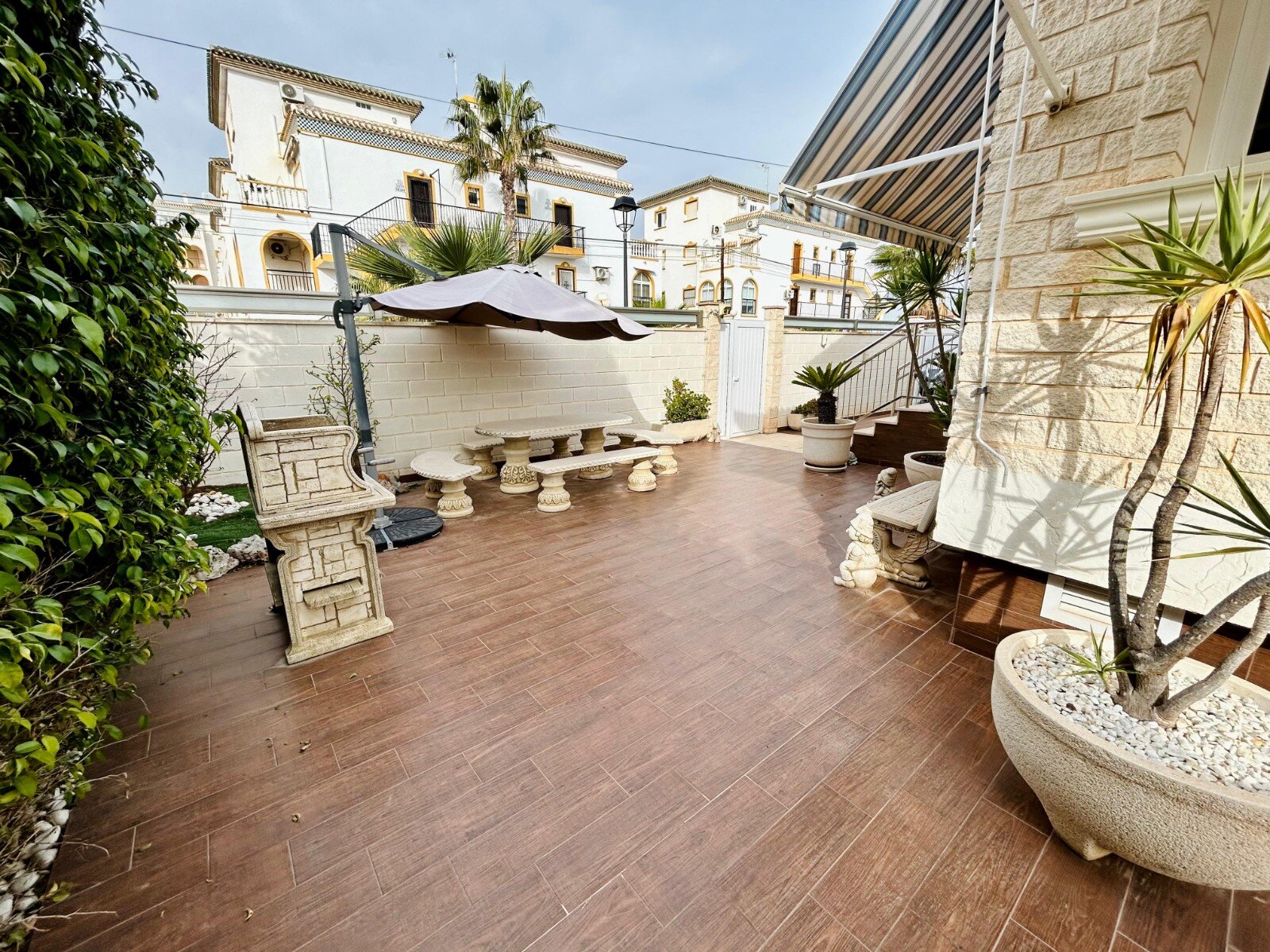 5-Bedroom Villa in La Mata, Torrevieja - Image 36