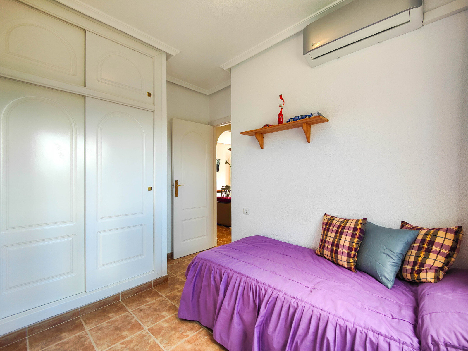 3-Bedroom House in Orihuela - Image 51