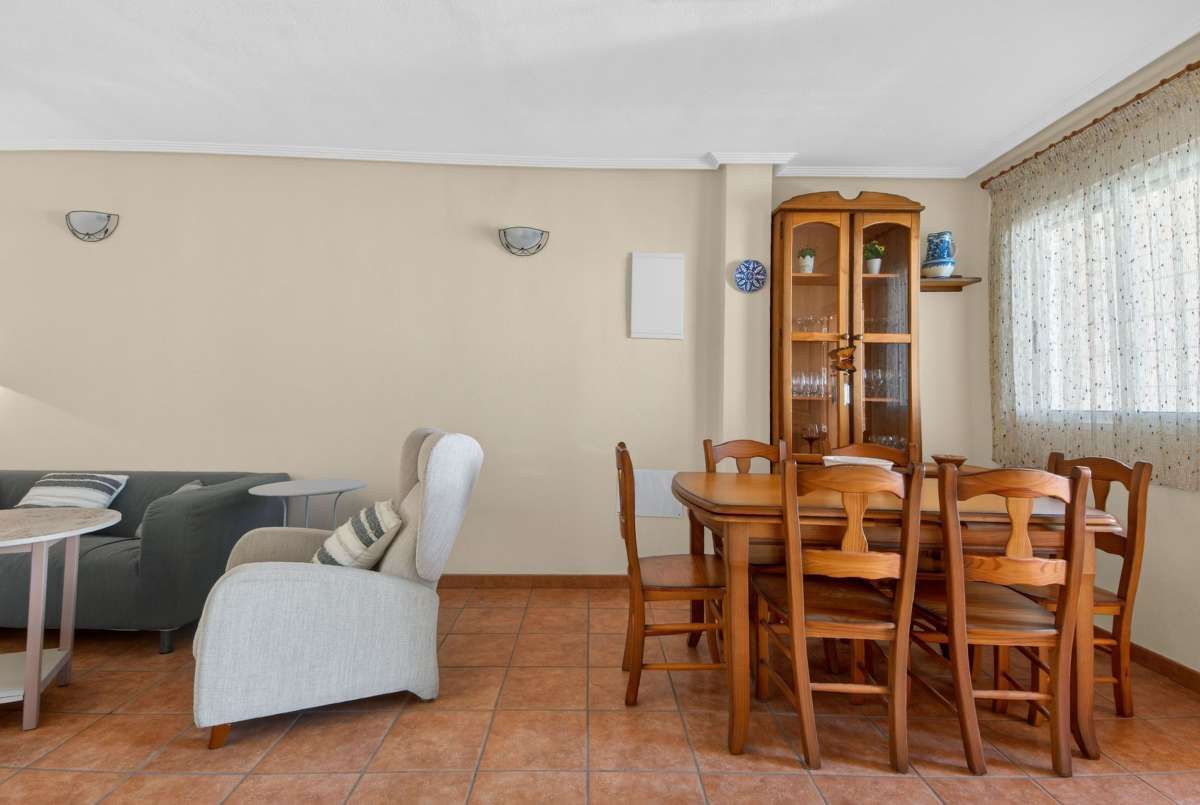 5-Bedroom Villa in La Puntica, Lo Pagan - Image 14