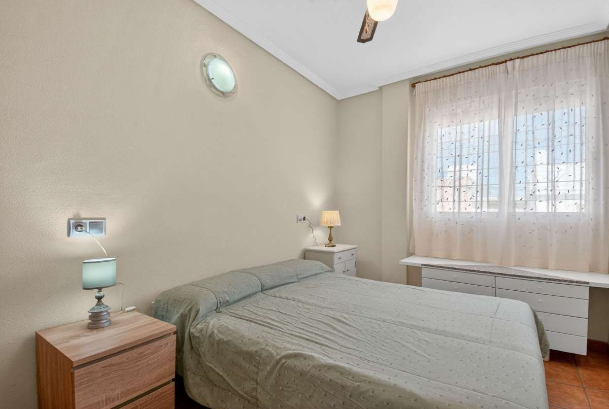 5-Bedroom Villa in La Puntica, Lo Pagan - Image 16