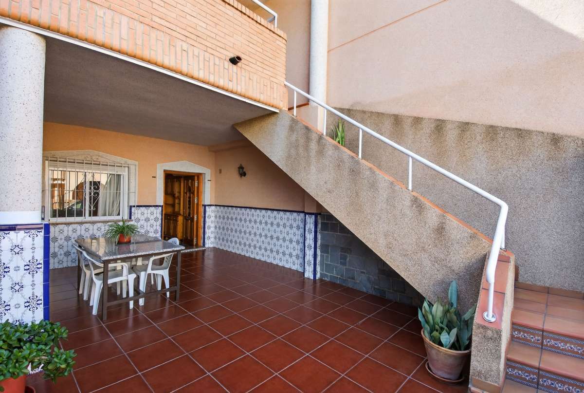 5-Bedroom Villa in La Puntica, Lo Pagan - Image 35