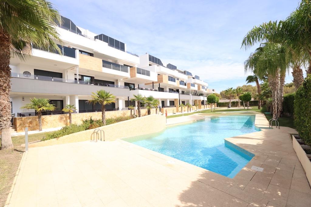 2-Bedroom Apartment in Los Almendros-la Florida, Orihuela Costa - Image 5