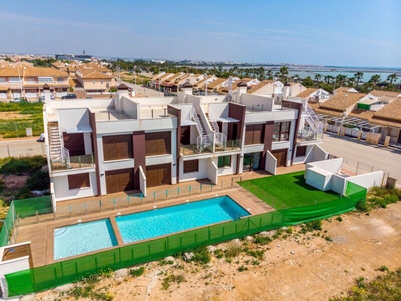 3-Bedroom Apartment in San Pedro del Pinatar - Image 23