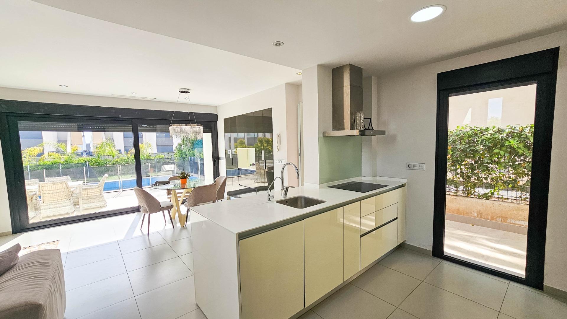 3-Bedroom Villa in Rojales - Image 13