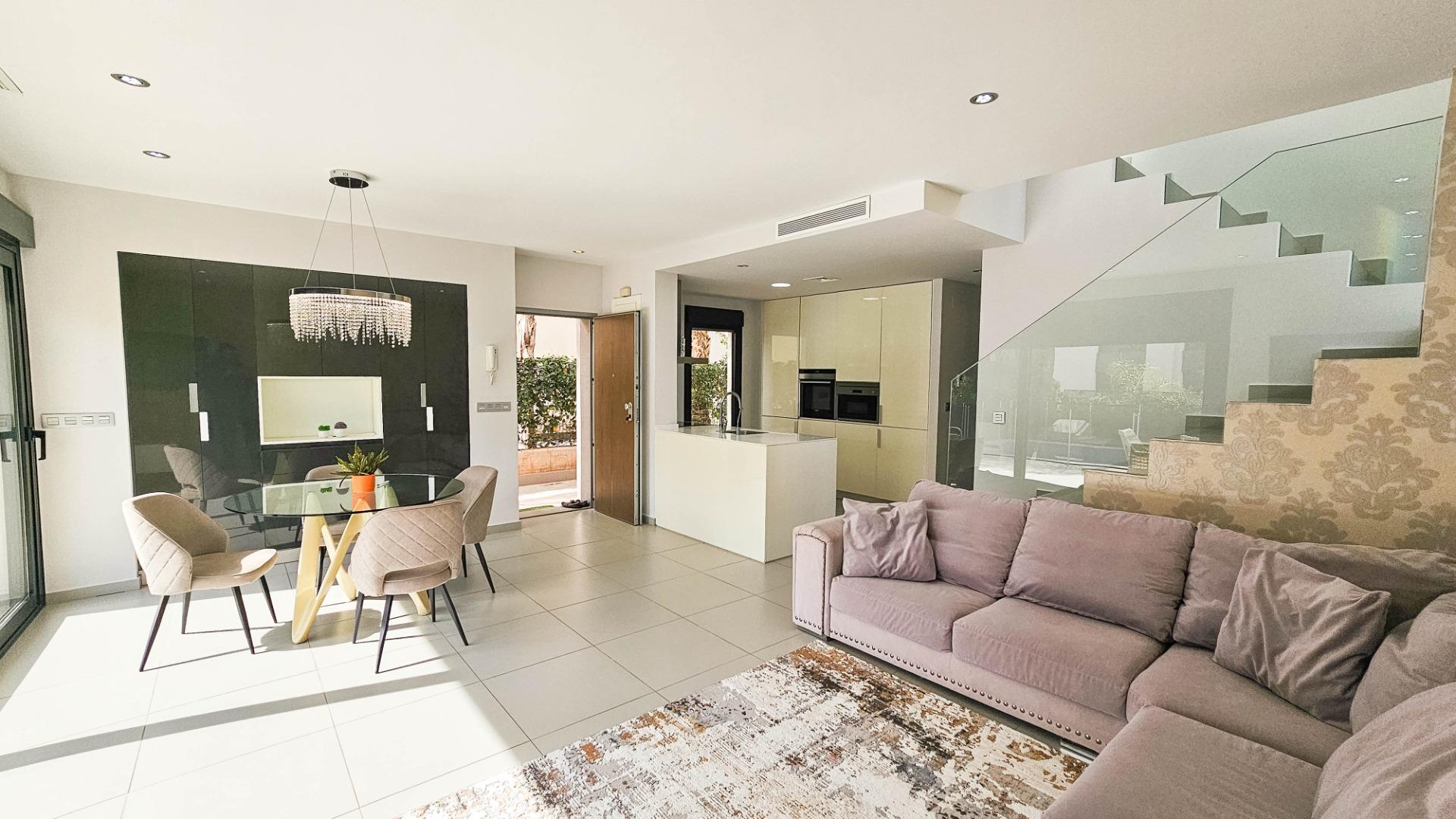 3-Bedroom Villa in Rojales - Image 17