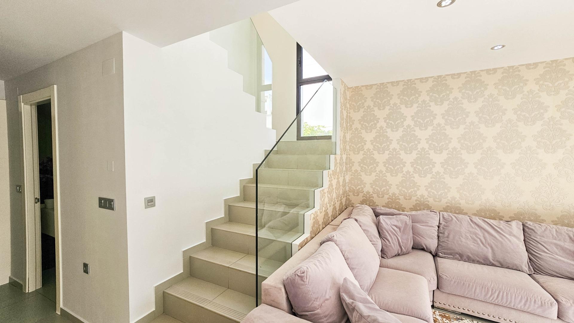 3-Bedroom Villa in Rojales - Image 19