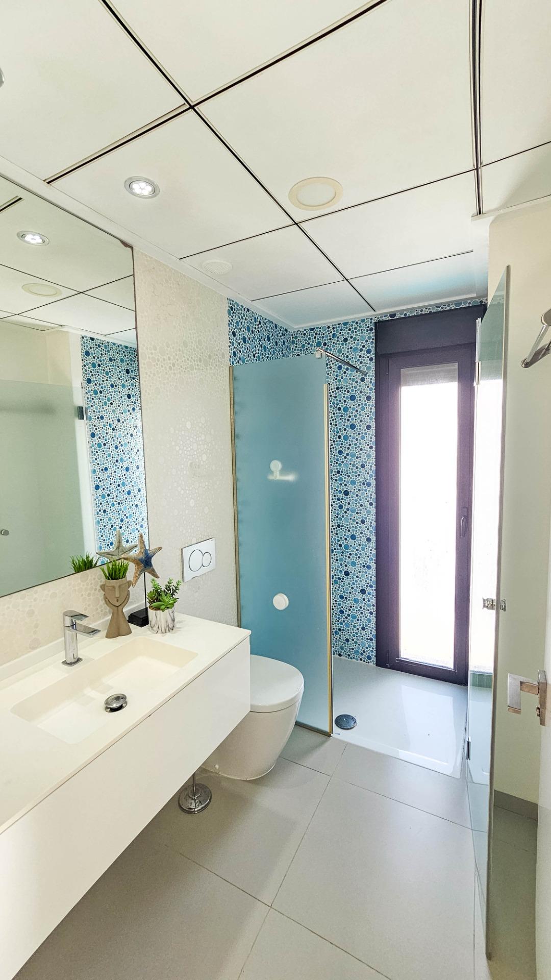 3-Bedroom Villa in Rojales - Image 30