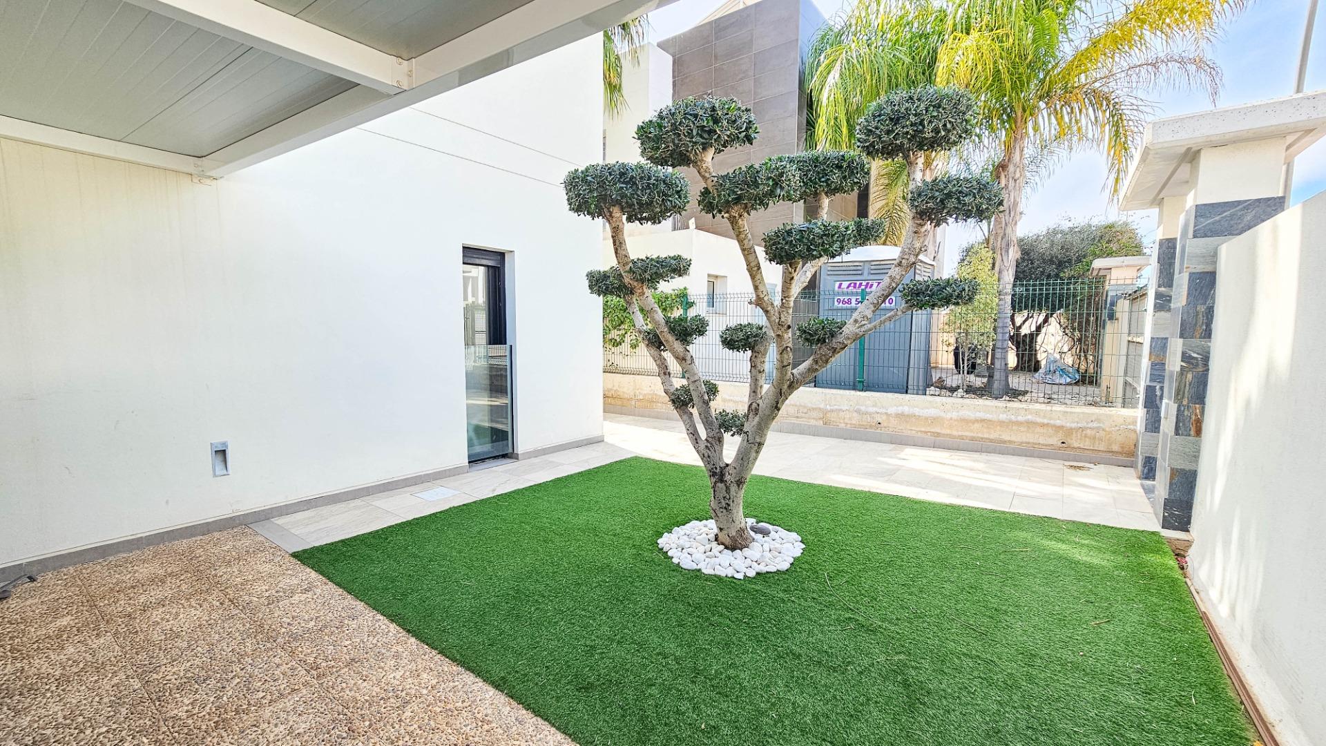 3-Bedroom Villa in Rojales - Image 42