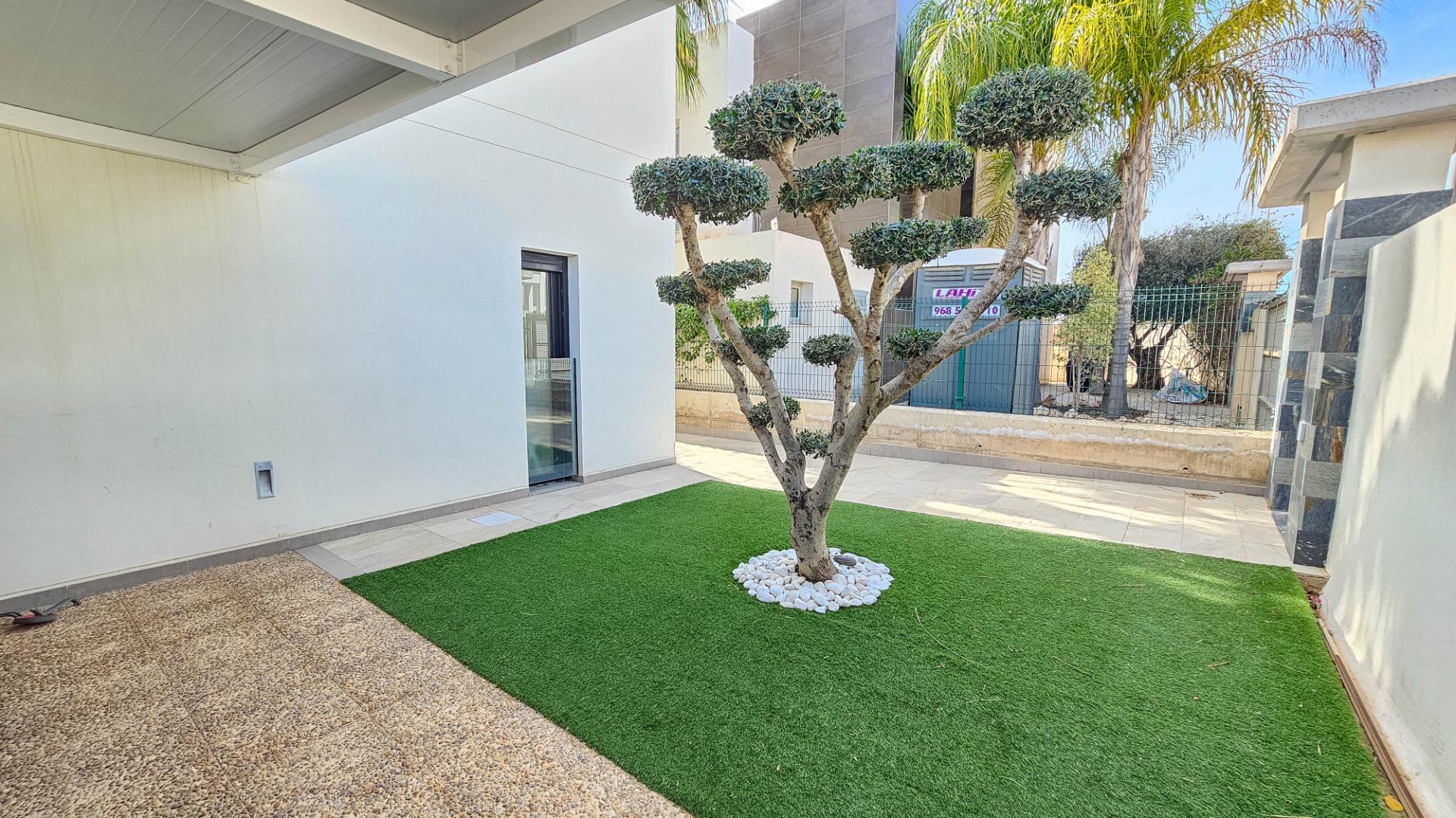 3-Bedroom Villa in Rojales - Image 43