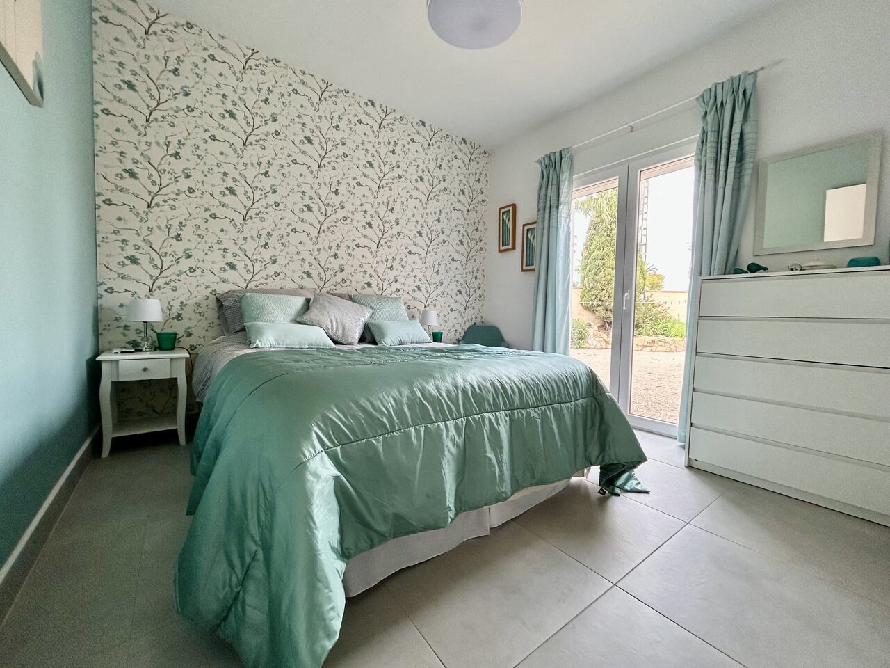 6-Bedroom Villa in Cabo Roig - Image 15