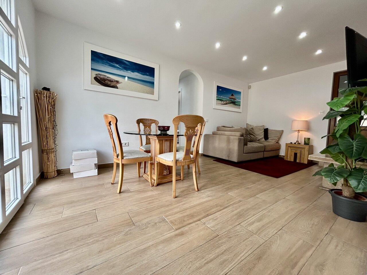 6-Bedroom Villa in Cabo Roig - Image 22