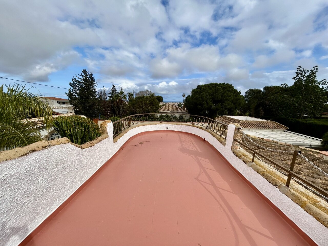 6-Bedroom Villa in Cabo Roig - Image 44